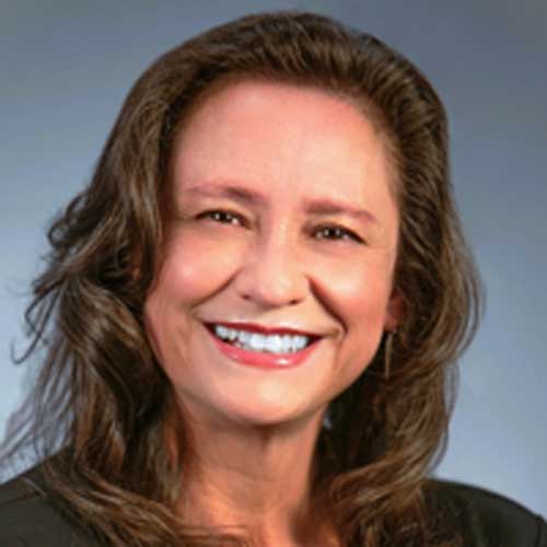 Real Estate agent Elaine Ramos